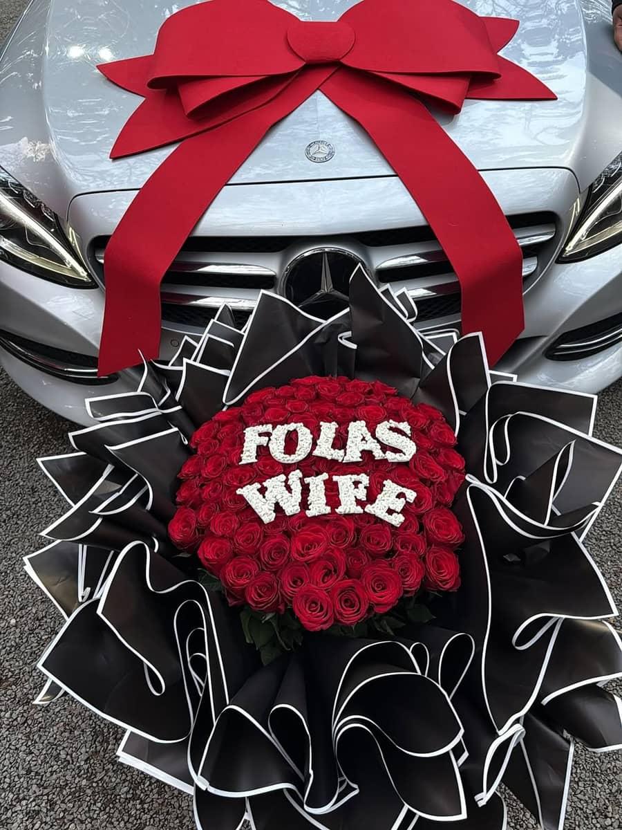 Queen's Promise Luxury Rose - Image 1