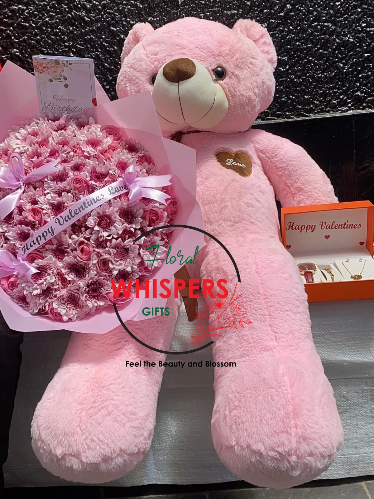 Surprise Your Loved Ones with Gift Hampers